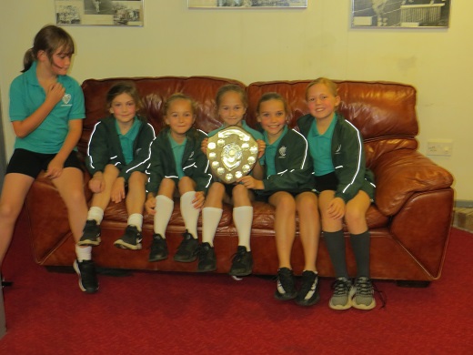 Primary Girls Theydon Bois